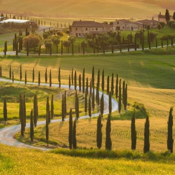 Strada in Toscana Italian hunting traditions and food